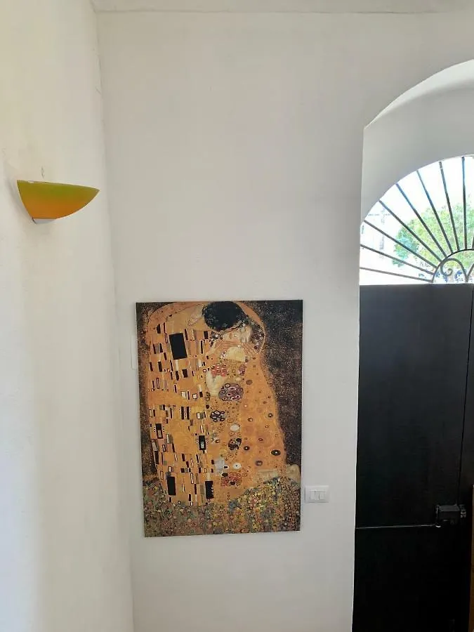 Nido Nel Cuore Di Noto - Ercole 0*,